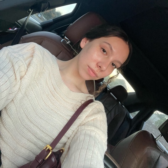 meet your posher, Gracie - Picture 4 of 6